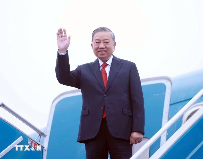 Party chief To Lam begins state visit to Cambodia